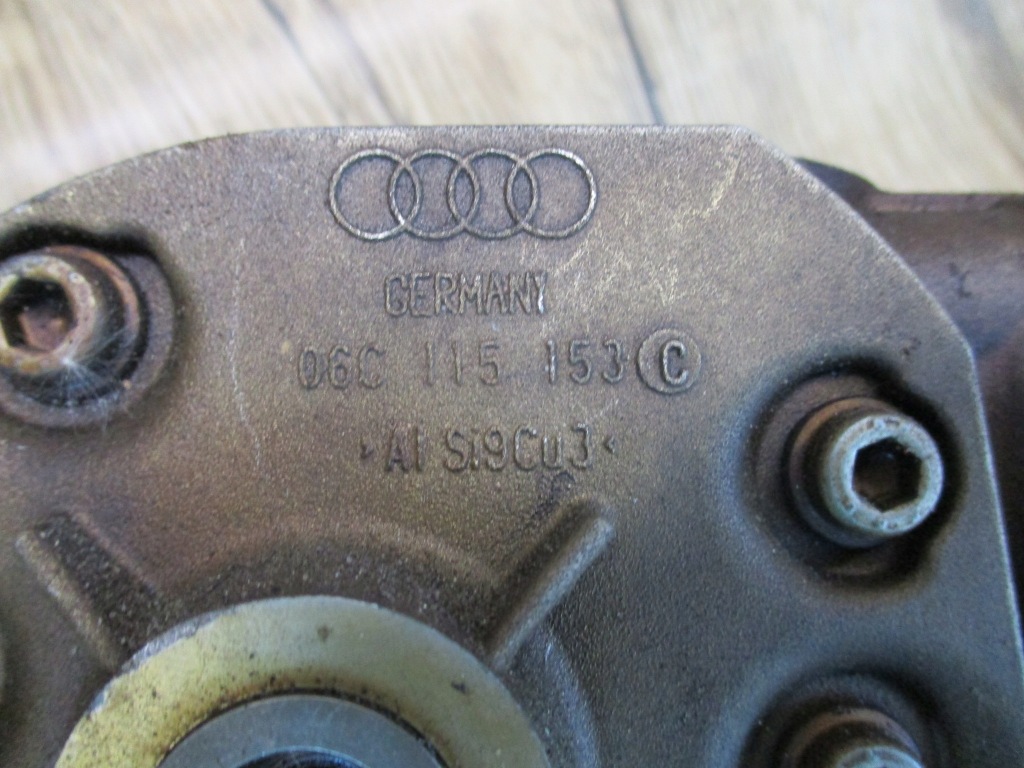 Audi a6 c5 3.0 asn насос оливи 06c115153c / Оригінал