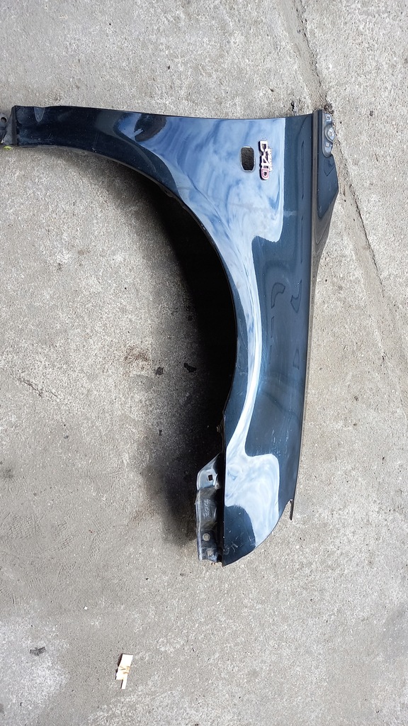 фото №1, Крила правий toyota avensis t25 03r