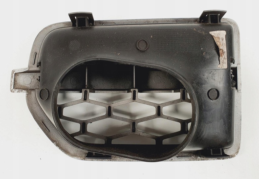 фото №3, Решётка бампера правый перед discovery iv l319