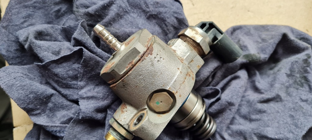 фото №6, S3 8v sedan a3 помпа топлива 2.0 tfsi 06l127025n golf vii r vw