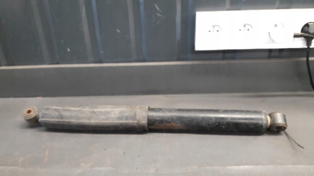 фото №1, 8200024936d амортизатор задняя renault master ii