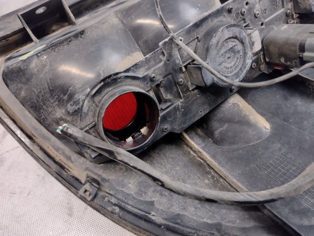 фото №12, Лампа левый задняя dodge grand caravan iv 4 4857601ae