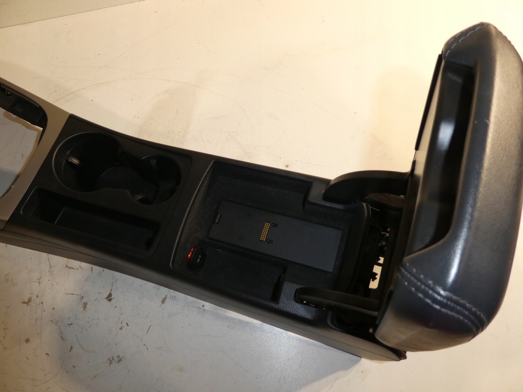 фото №5, Тунель консоль підлокітник audi a4 b8 8k0864981f