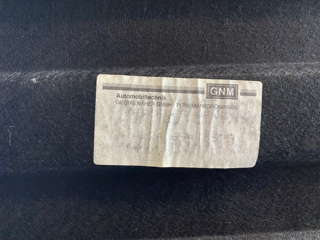 Обивка обшивки обшивка багажника mercedes w124 sedan Киев