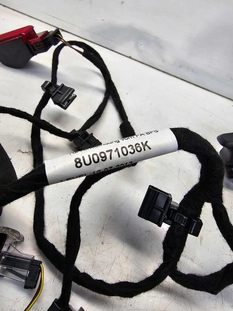 фото №12, Джгут проводка обшивка дверей двері ambiente audi q3 8u комплект