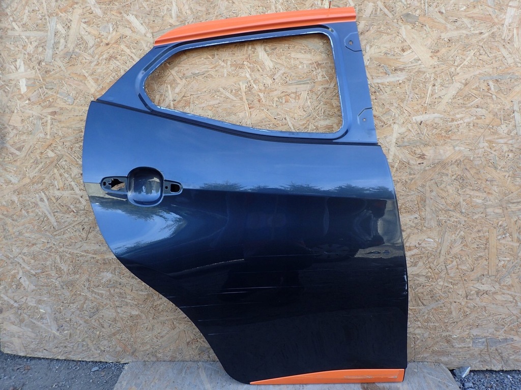 фото №1, Дверь правое задние правый задняя toyota aygo 2 ii 2014-