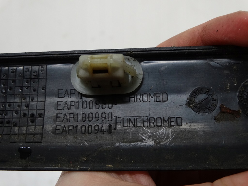 фото №4, Молдинг порог левый задняя rover 75 eap100880