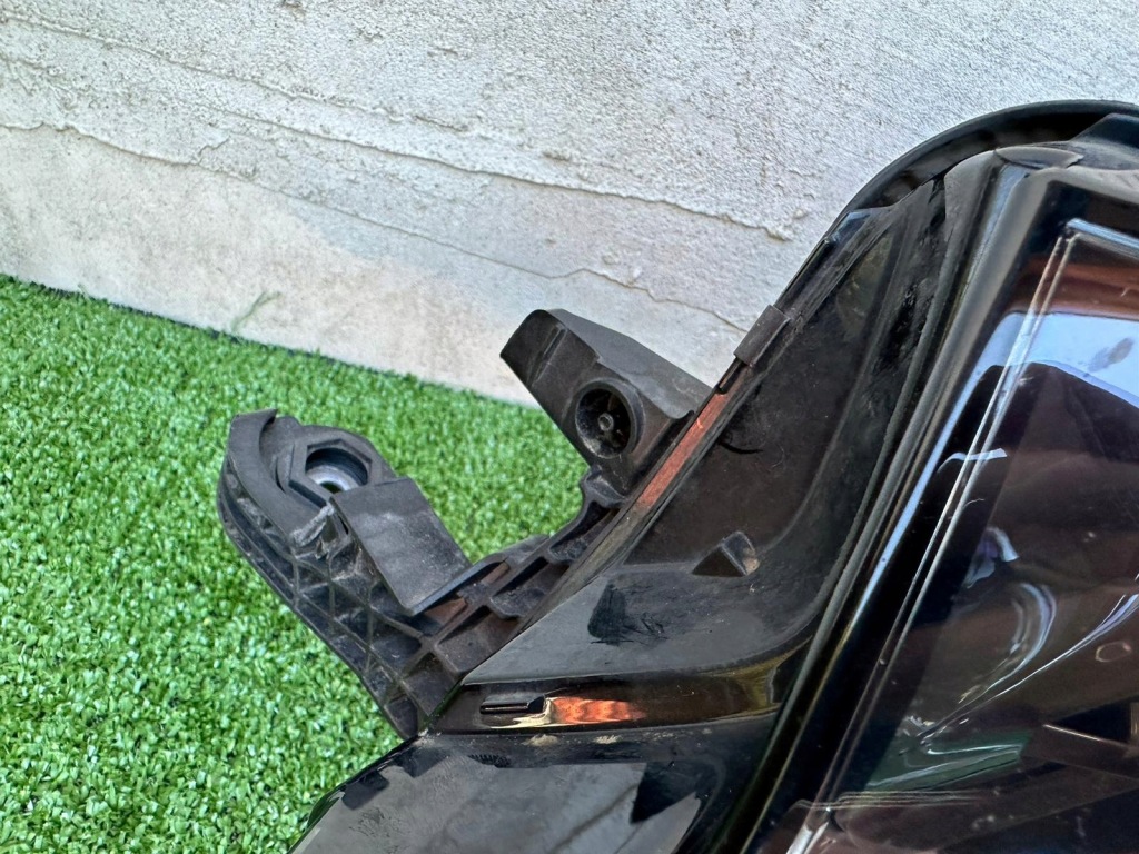 Фара skoda fabia 3 рестайлинг  full led левый перед европа 6v1941015f Доставка