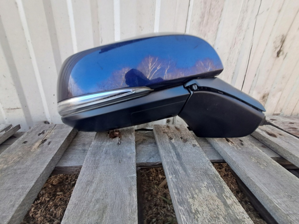 Купити Дзеркало праве toyota rav4 v асистент