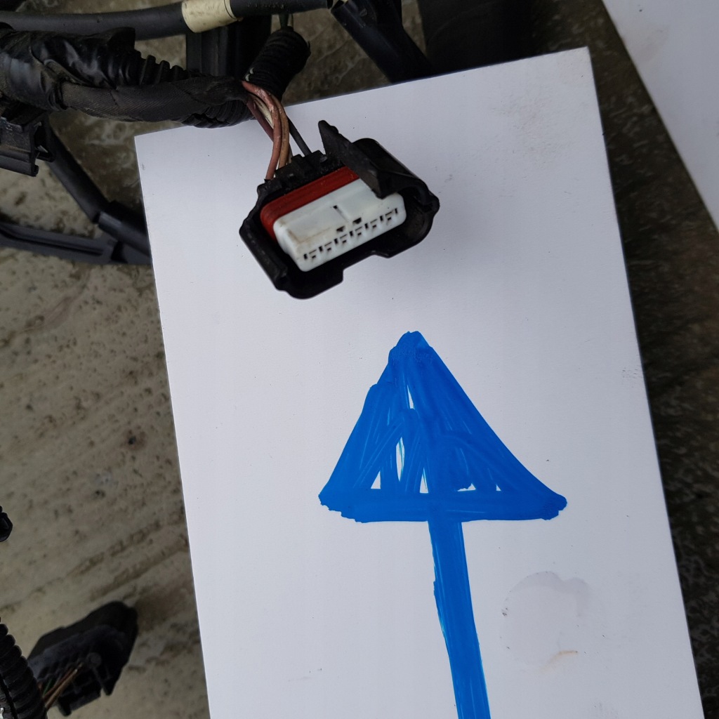 фото №4, Электропроводка жгут talisman 1.6 dci r9m 240115430r