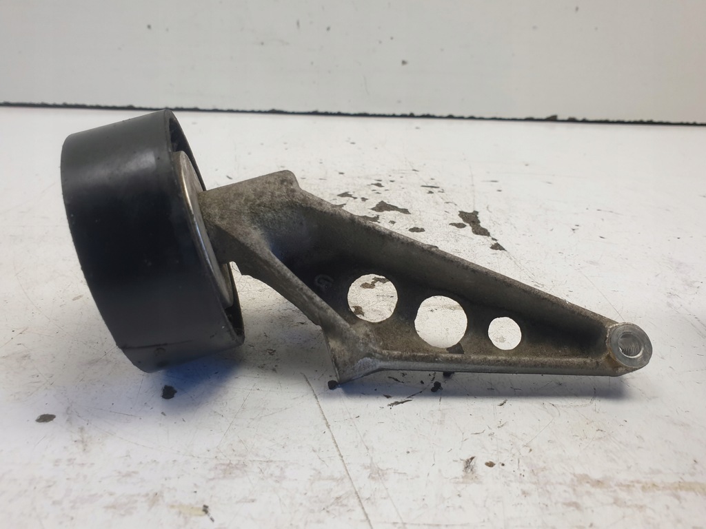 фото №3, Porsche 911 991 gt3 3.8 ролик ремень оборудование 9a110218090