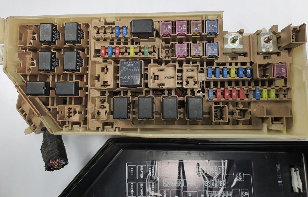 фото №4, Коробка предохранителей mazda rx-8 rx8 mb100900n