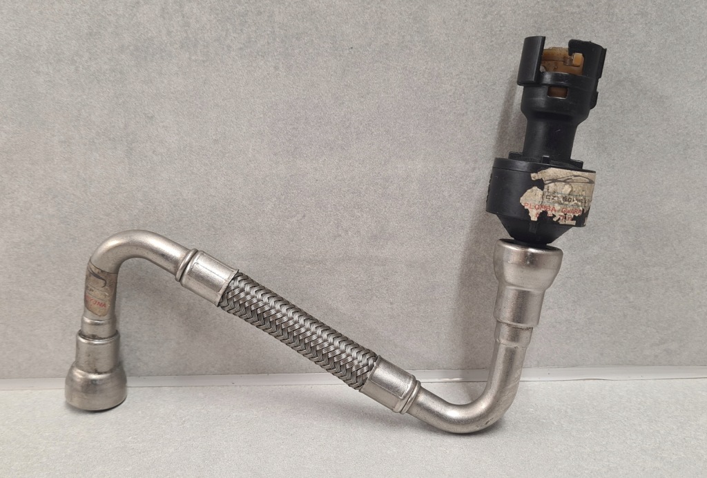 Купить Шланг пабтрубок  трубка топливной  opel insignia a 2.0 turbo 220km a20nht a20nft