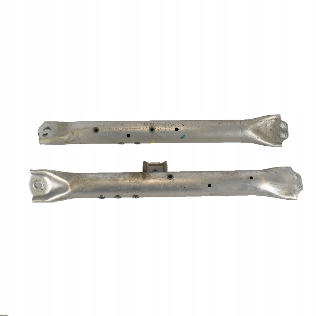 фото №2, Распорки кронштейны амортизаторов перед 1028650 1028653 rhd tesla model s