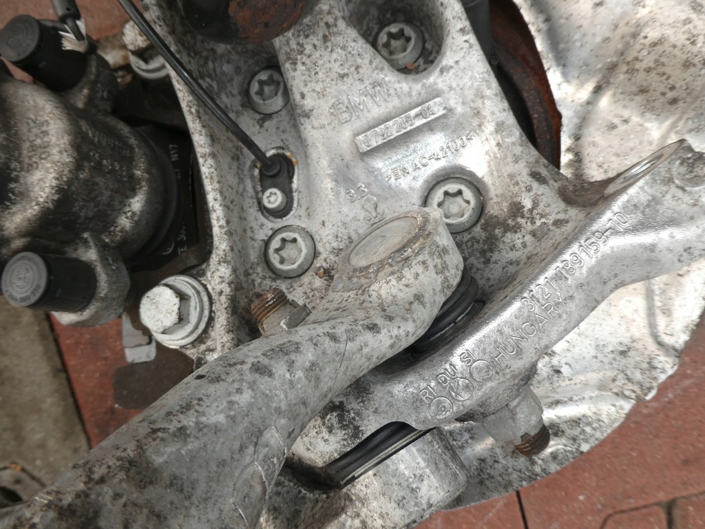фото №4, Амортизатор поворотный кулак левая bmw 1 f20