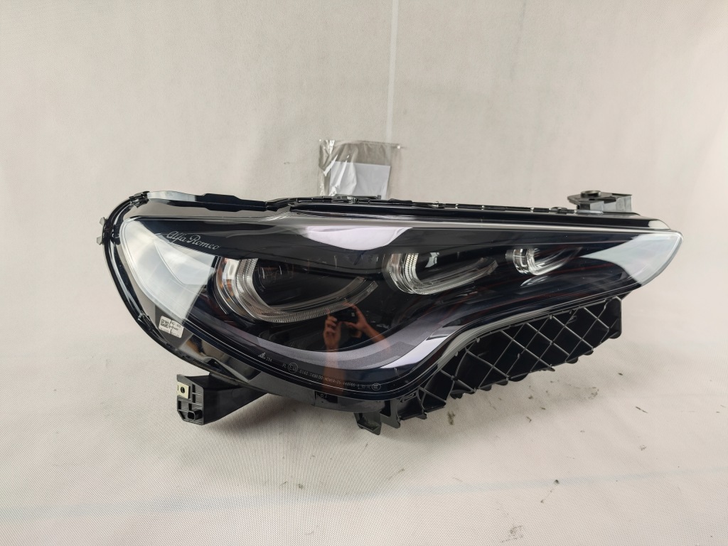 Alfa romeo stelvio рестайлинг  full led правый фара фара правый  505670010 с Разборки