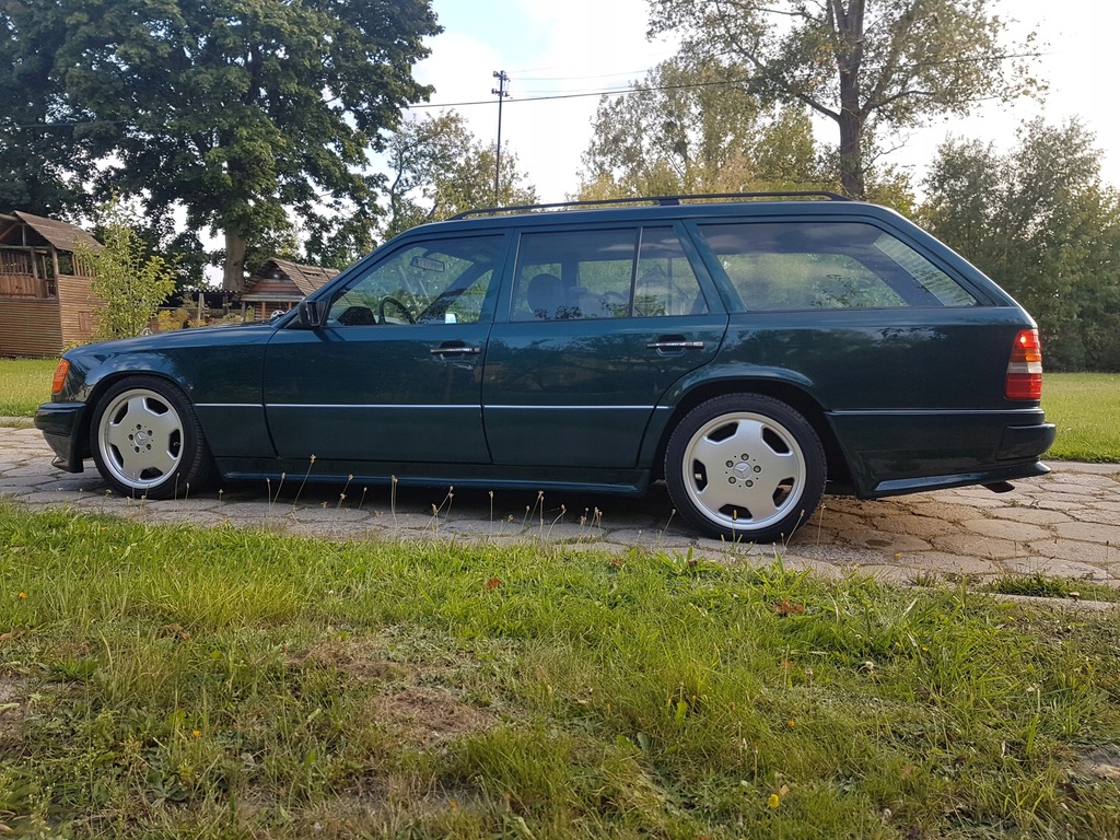 фото №6, Mercedes w124 kombi amg1 pakiet/bodykit replika