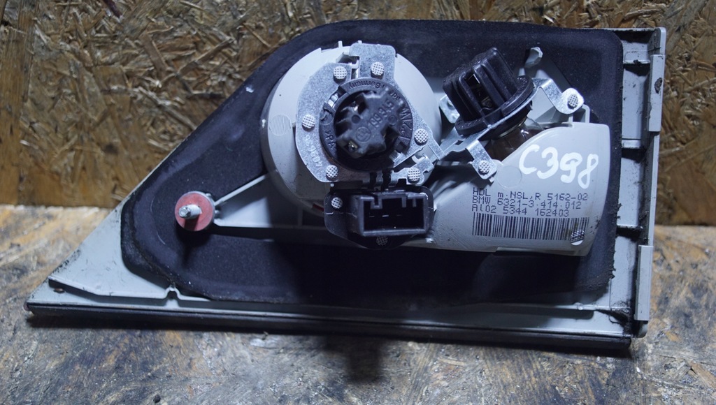 фото №5, Bmw x3 e83 лампа права задня w кришка