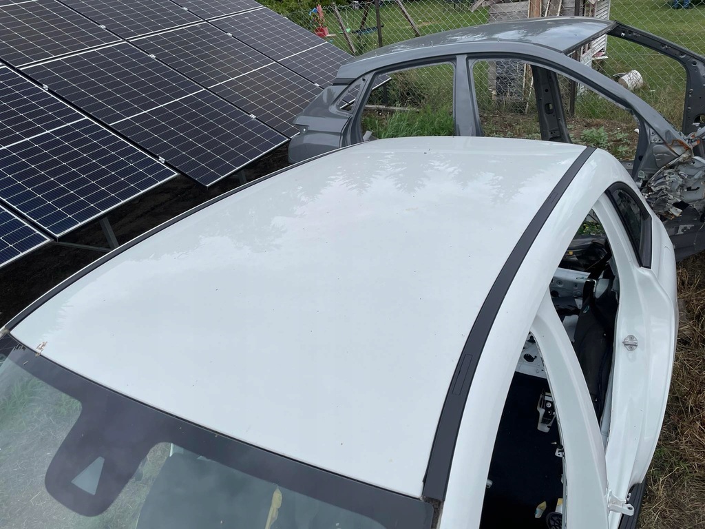 фото №1, Mercedes w247 b-klasa крыша стойки четверть 149 c149