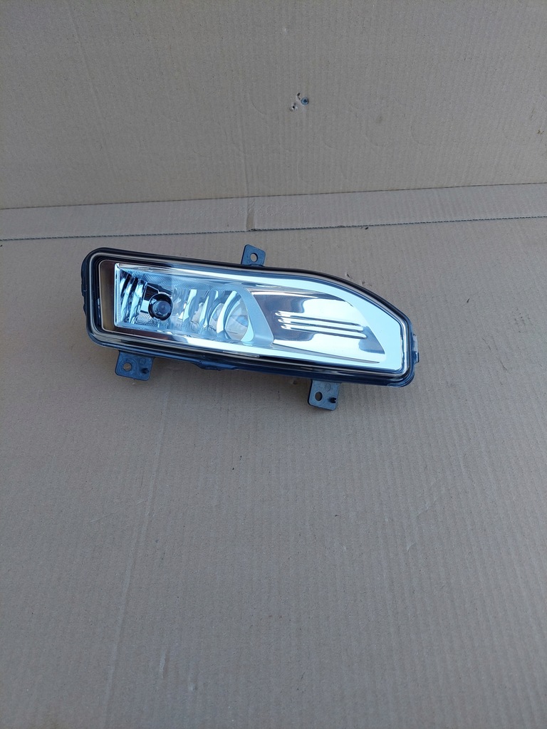 фото №1, Nissan mickra k14 16r . led протитуманна фара лівий