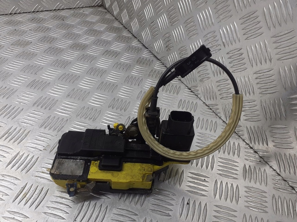 фото №1, Замок дверь правый задняя volvo s80 i 6pin