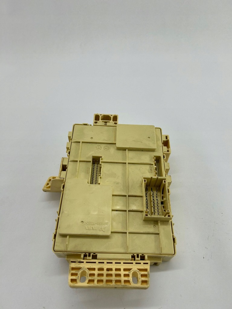 фото №1, Kia pro cee'd ii 2015 рамка / модуль предохранителей