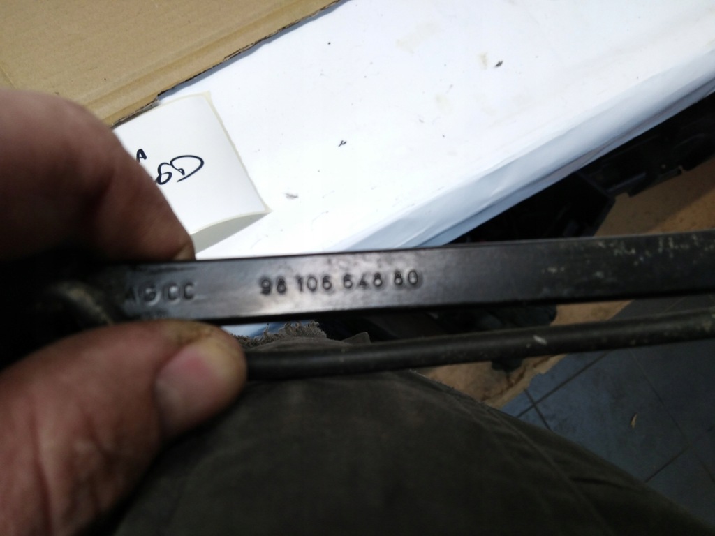 фото №3, Citroen ds7 рычаги дворники перед комплект