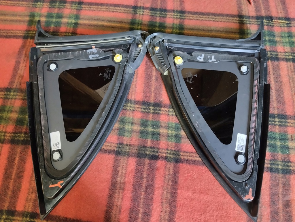 фото №4, Tesla y скло кузовна ліва права