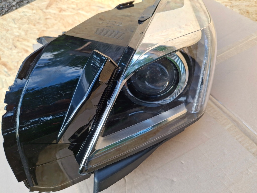 фото №9, Лампа передня cadillac cts ксенон 20896541