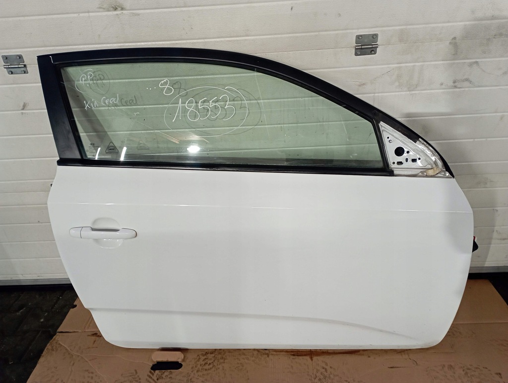 фото №1, Kia ceed i 1 дверь правое перед передние europa