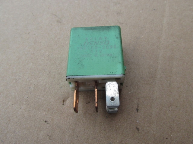 фото №5, Suzuki grand vitara ii 1.9 ddis 06/12 реле 156700-2090