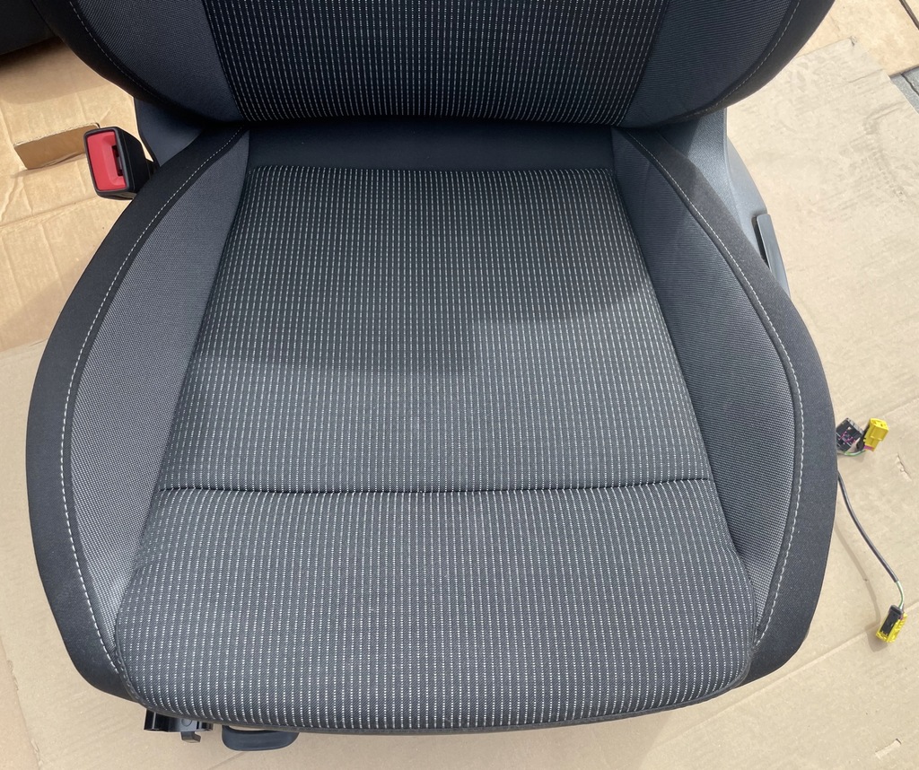 фото №7, Сидіння заднє сидіння skoda octavia iv kombi jak nowe комплект