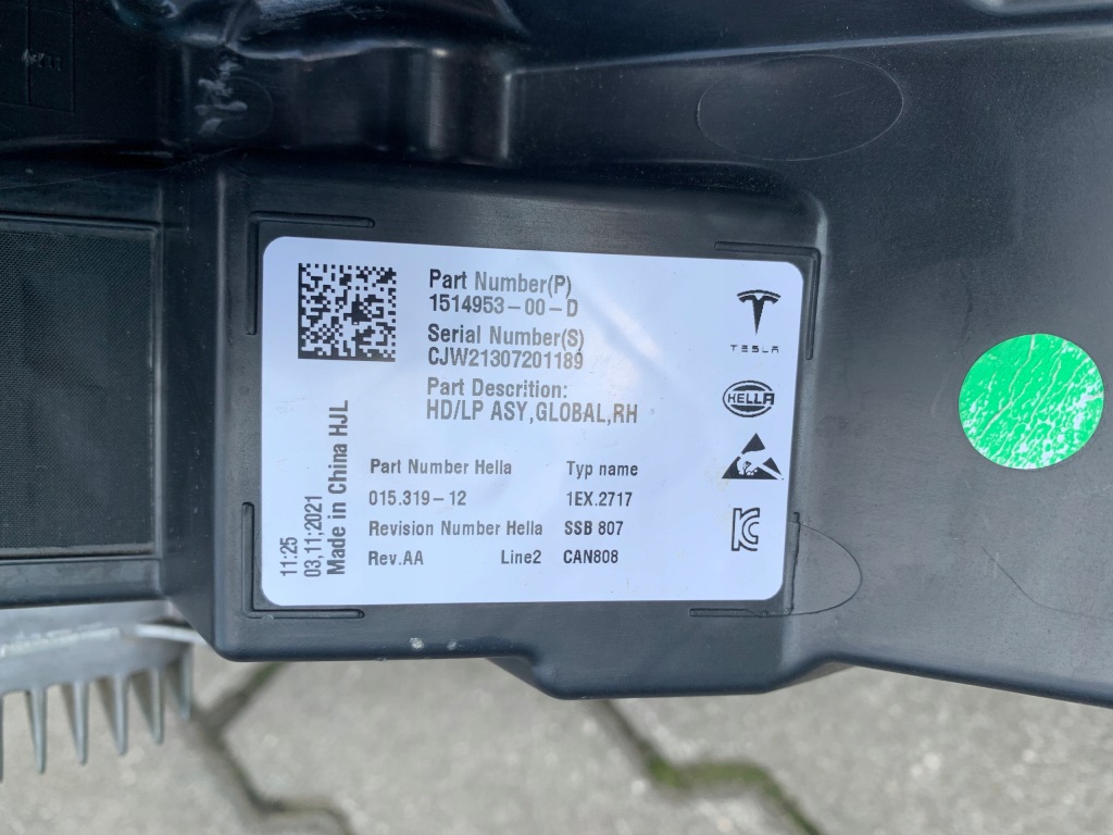 Tesla 3 lift y лампа правый перед full led 1514953-00-d Недорого