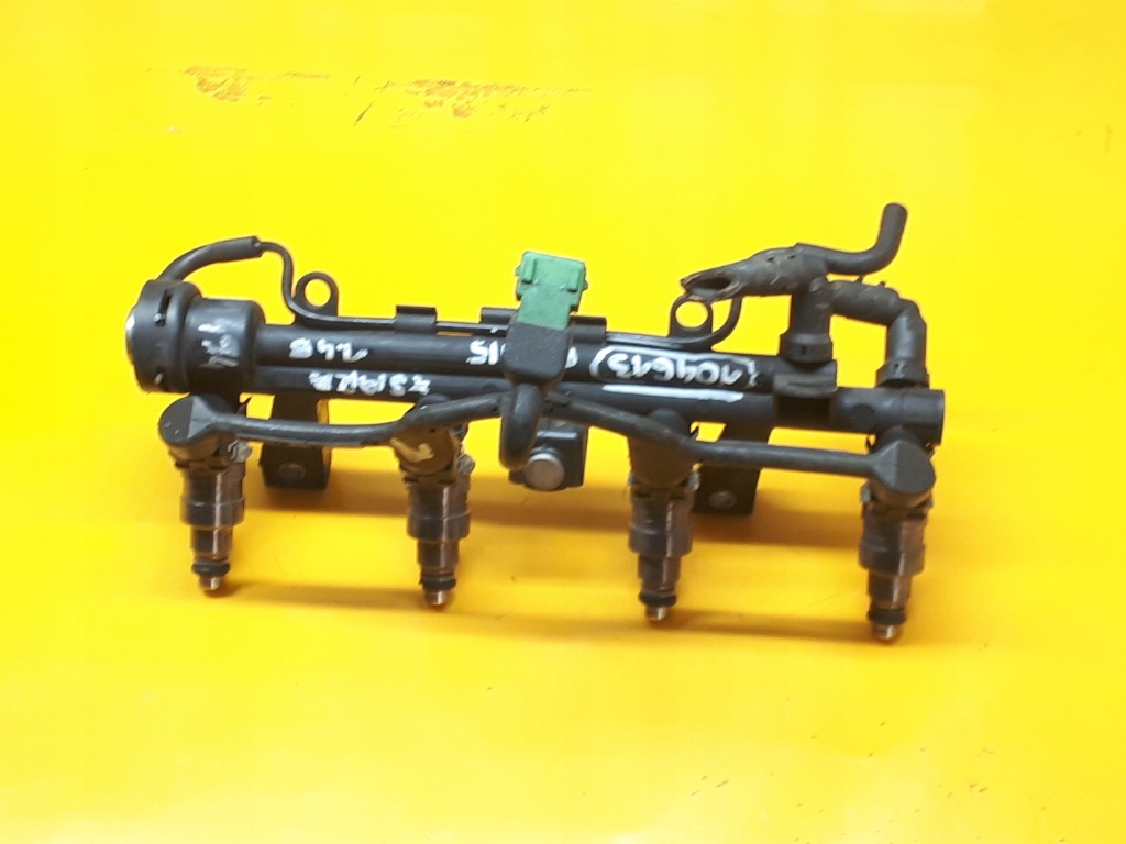 фото №7, Молдинг+ форсунки xsara 1,4b 97-02r 93008101