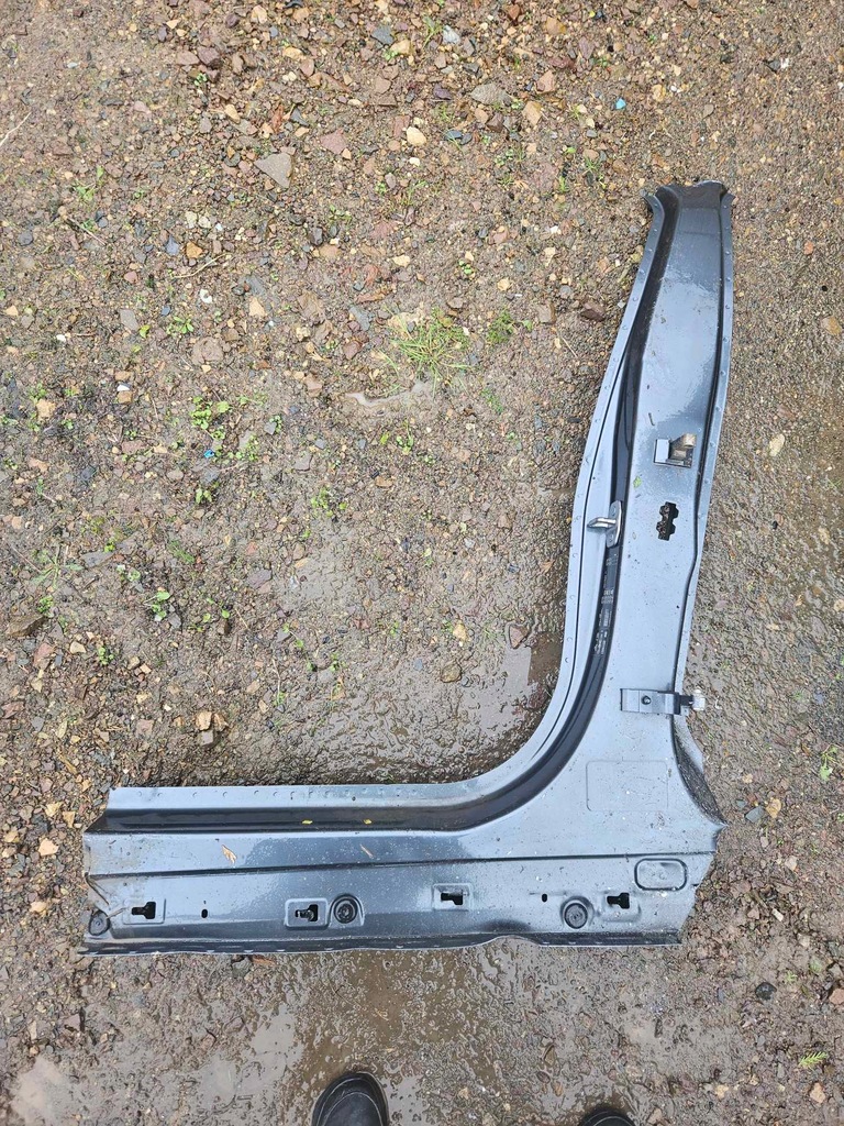 фото №1, Bmw 2 f45 поріг лівий блок двигуна