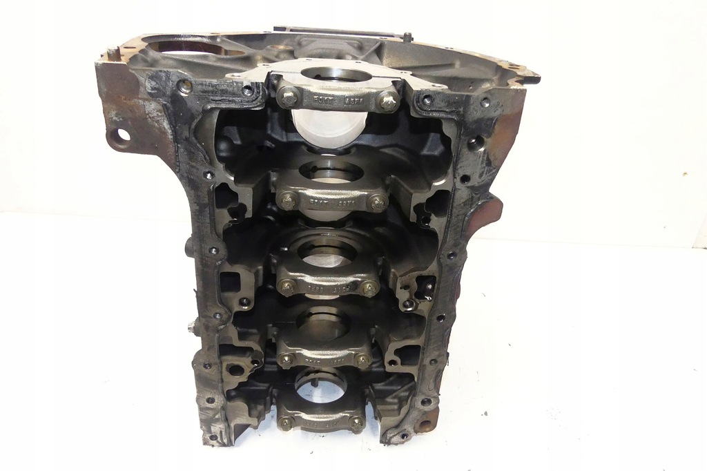 фото №12, Nissan navara d23 np300 mercedes x 250d 2.3 dci ys23 biturbo блок двигуна