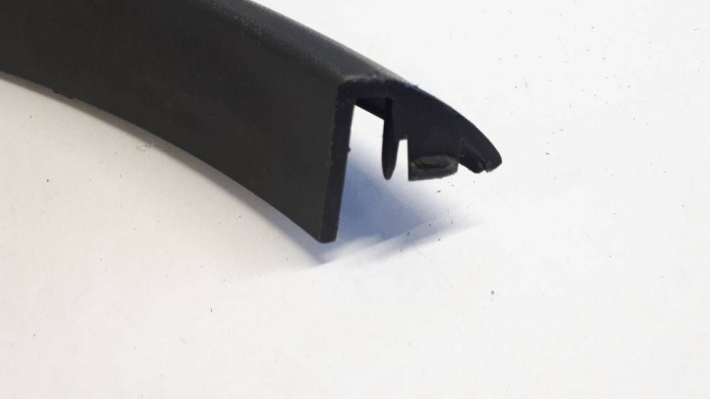 фото №9, Vw tiguan r-line scout 2007-2015 молдинг крила права перед