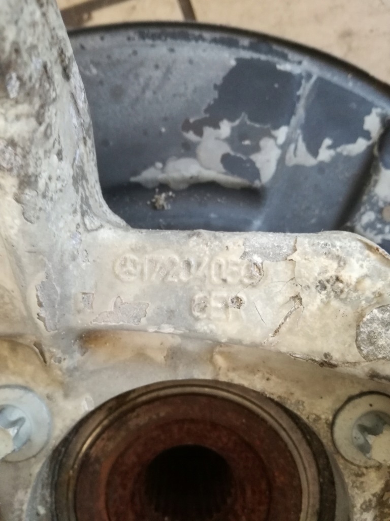 Mercedes slk w172 r172 поворотний кулак ступиця задній права 1720405 Доставка