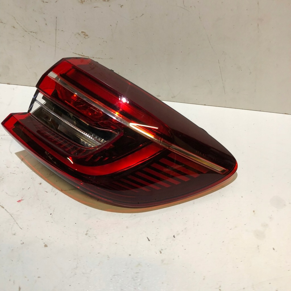 фото №1, Правая лампа задняя задняя led 265504885r renault clio v