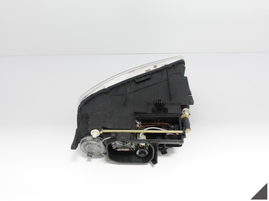 фото №10, Vw touareg i 7l6 02-06 лампа ксенон права eu