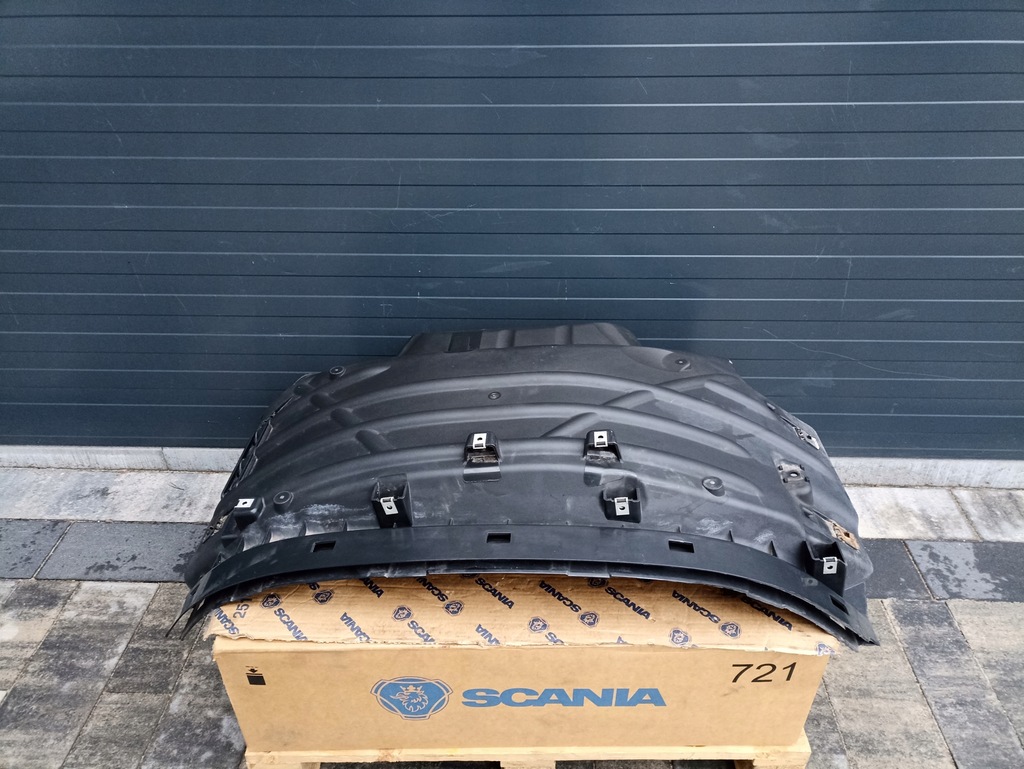 фото №1, Подкрылок scania r s 2599456 rhs