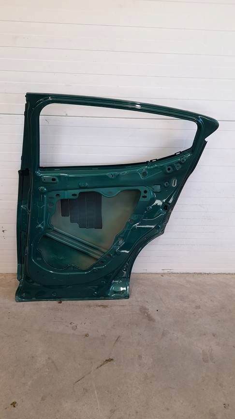 фото №6, Alfa romeo tonale правая сторона дверь задние