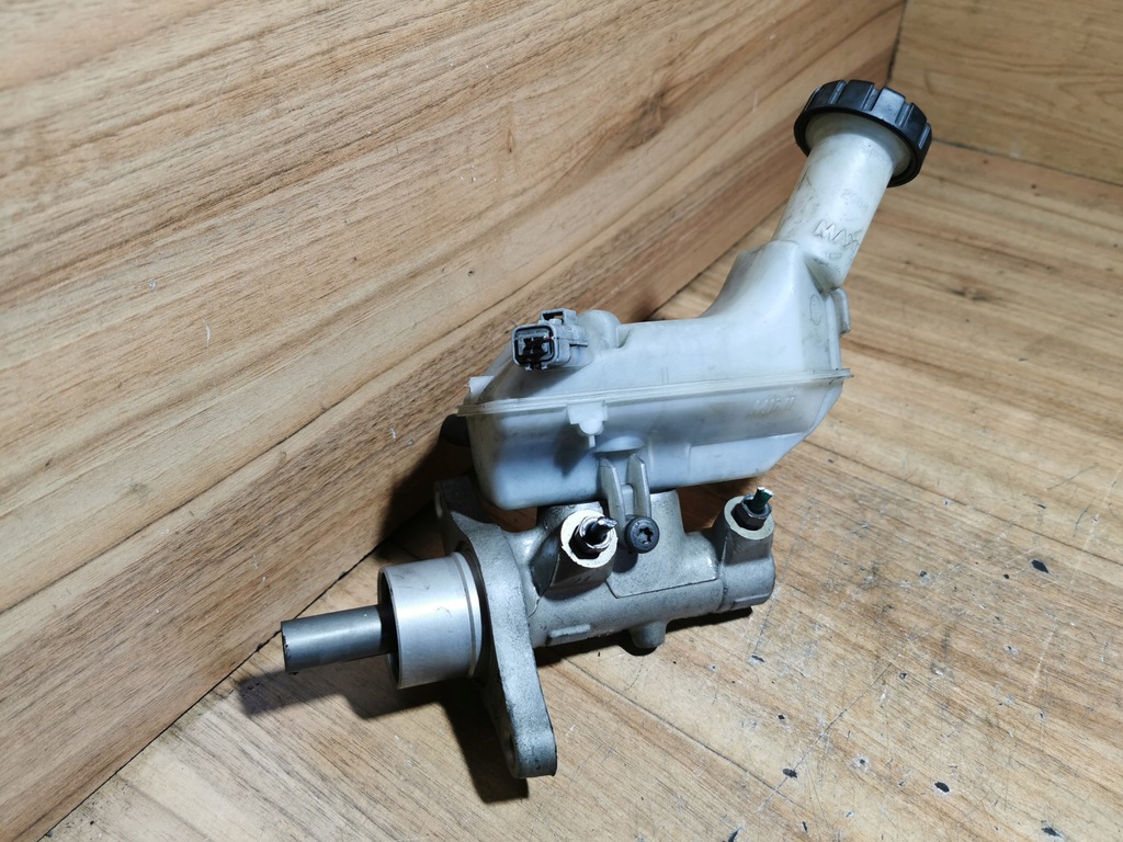 фото №1, Помпа гальма modus 1.2 16v