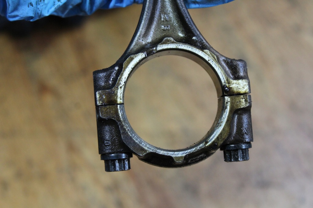 Yaris ii 1.0 1kr шатун поршень комплект Зі Шроту