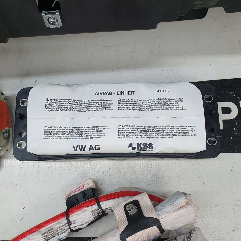 фото №6, A6 c8 4k a7 приборная панель консоль подушки безопасности ремни подушка безопасности