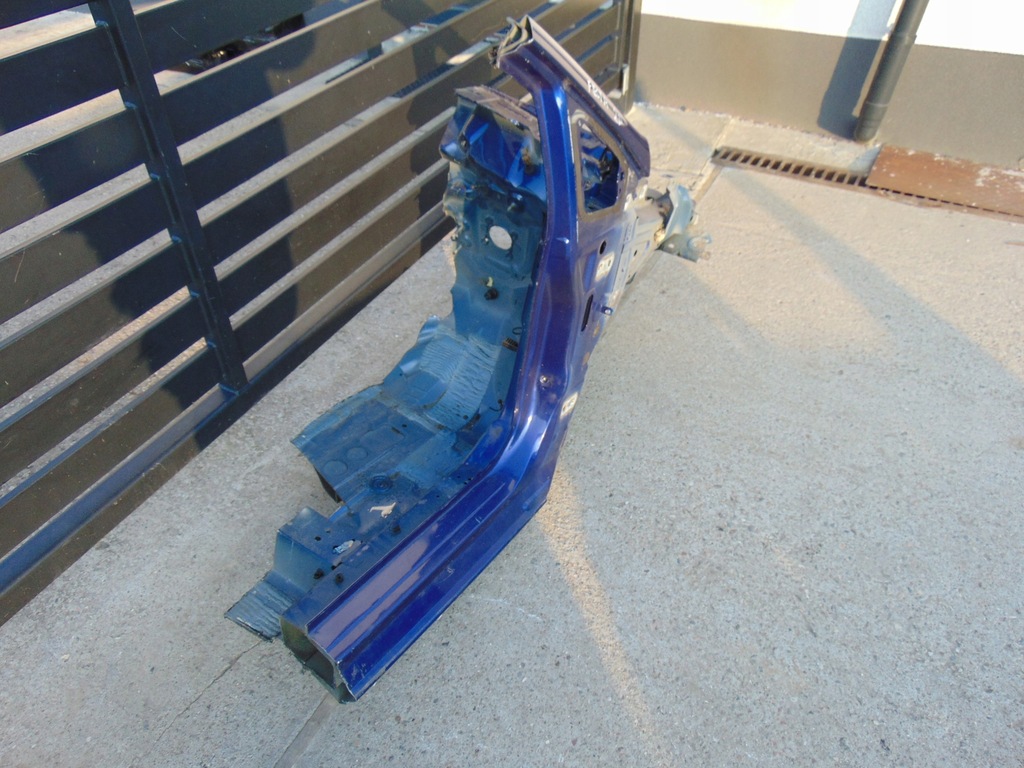 фото №11, Четверть перед передняя правая ford fiesta mk7 2009-16r разные цвета