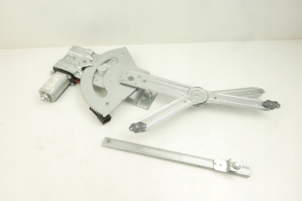 Купить Подъемник стекло opel p. vectra b le.