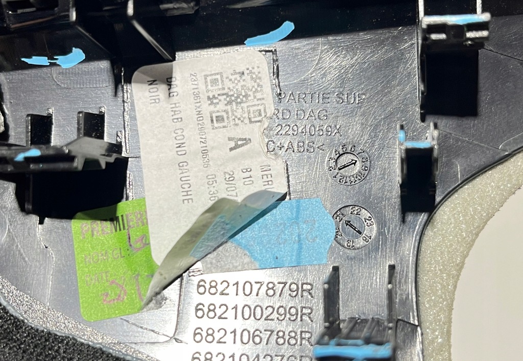 фото №10, Renault zoe ii dekor панели приборная панель 682113334r 682101872r 682107879r