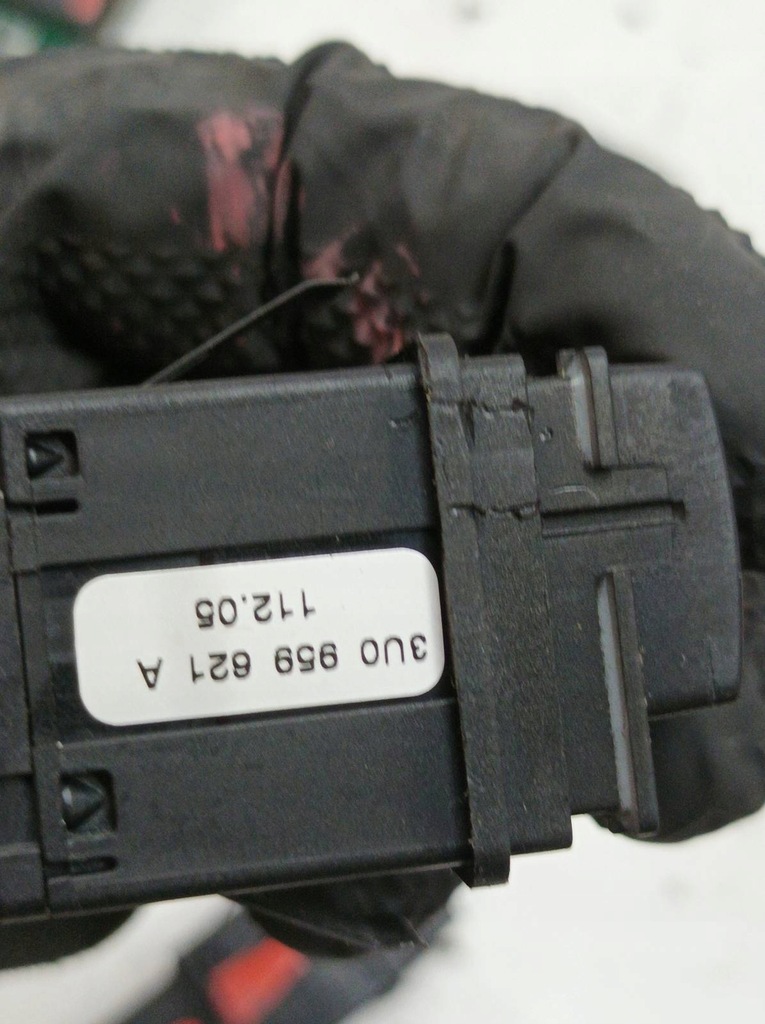 фото №7, Перемикач комплект pogrzewania сидінь 3u0963563 3u0959621a skoda superb