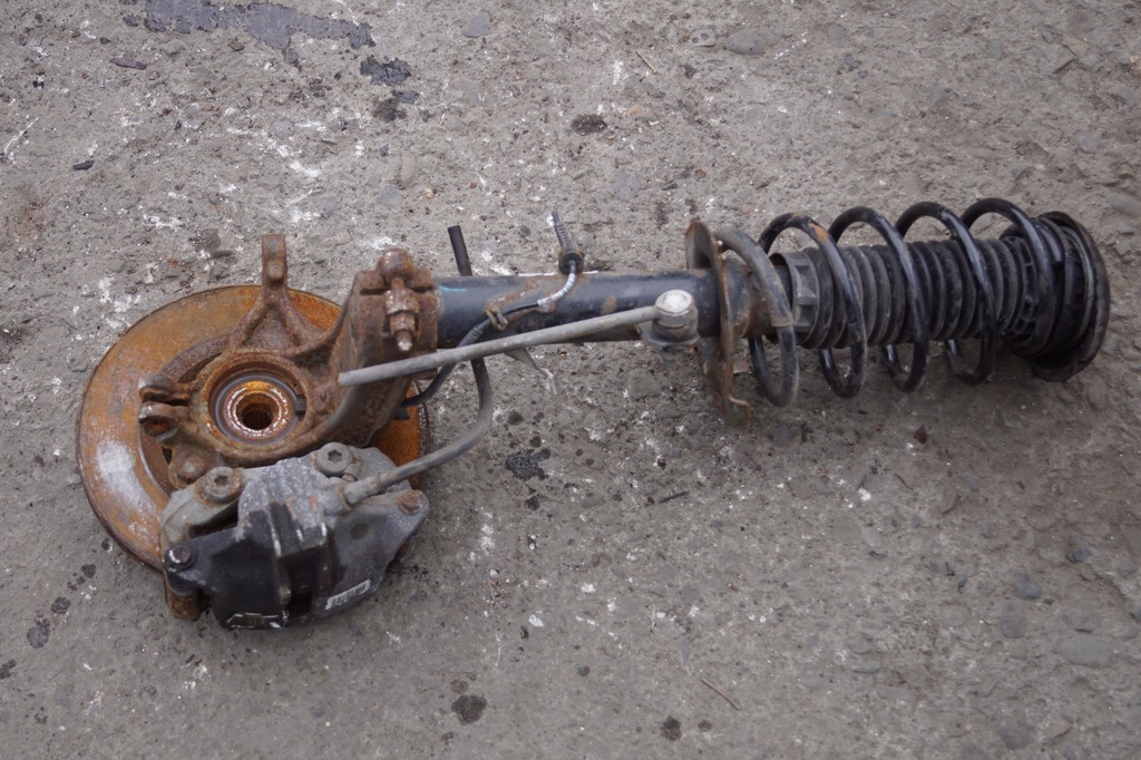 фото №8, Поворотний кулак лівий перед peugeot 2008 i 1.2